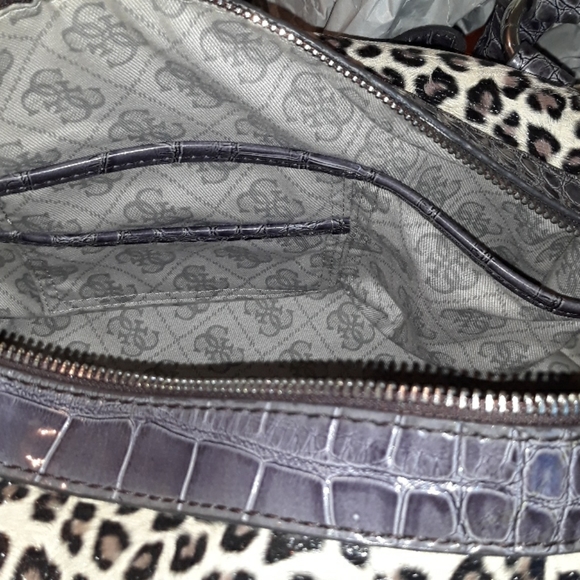 Guess Leopard Purse - Picture 6 of 7